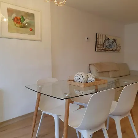 Casco Historico, Con Parking Incluido Apartment
